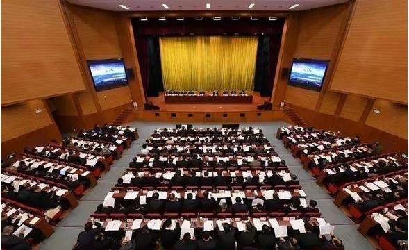 交通運(yùn)輸部部長(zhǎng)李小鵬：2018年，鐵路完成投資7920億元，公路水路完成投資2.3萬億元，民航完成投資810億元