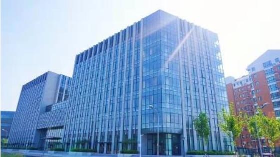 北京寫字樓市場租賃成交出現(xiàn)小幅下滑，目前出售面積高于出租面積