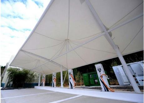 中國充電聯(lián)盟：2019年1月，充電基礎(chǔ)設(shè)施增量為4.4萬臺，同比增加231.6%??