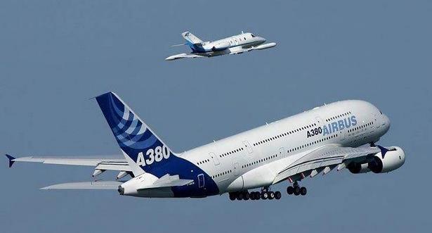 我國(guó)新型航空材料及先進(jìn)工藝發(fā)展很快，材料產(chǎn)業(yè)市場(chǎng)的空間很大