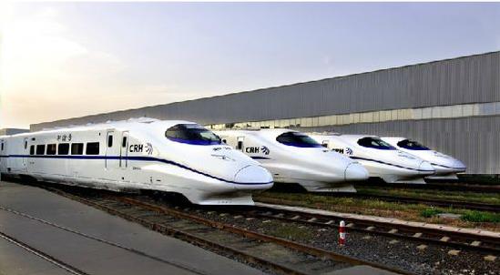 中國(guó)軌道交通新材料產(chǎn)業(yè)高峰論壇在青島市城陽(yáng)區(qū)舉行??